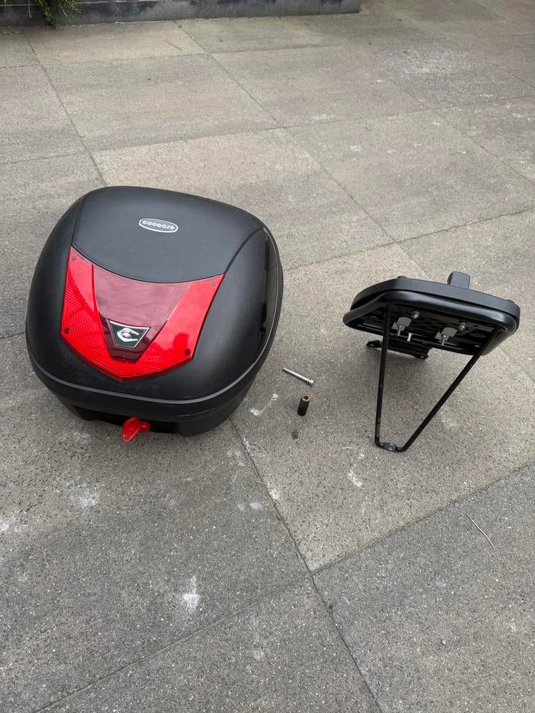 Kofferdrager plus koffer Piaggio Zip, Ophalen, Gebruikt, Overige typen, Piaggio