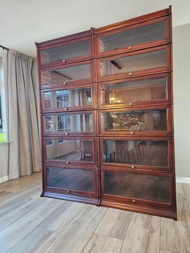 Prachtige chesterfield boekenkast, 200 cm of meer, ., 150 tot 200 cm, Ophalen of Verzenden