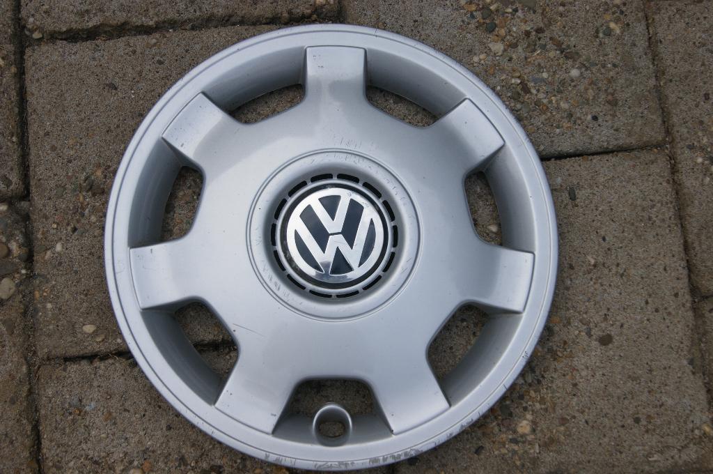 1 losse originele wieldop Volkswagen Polo 14 inch (Model 2), Ophalen of Verzenden, Gebruikt