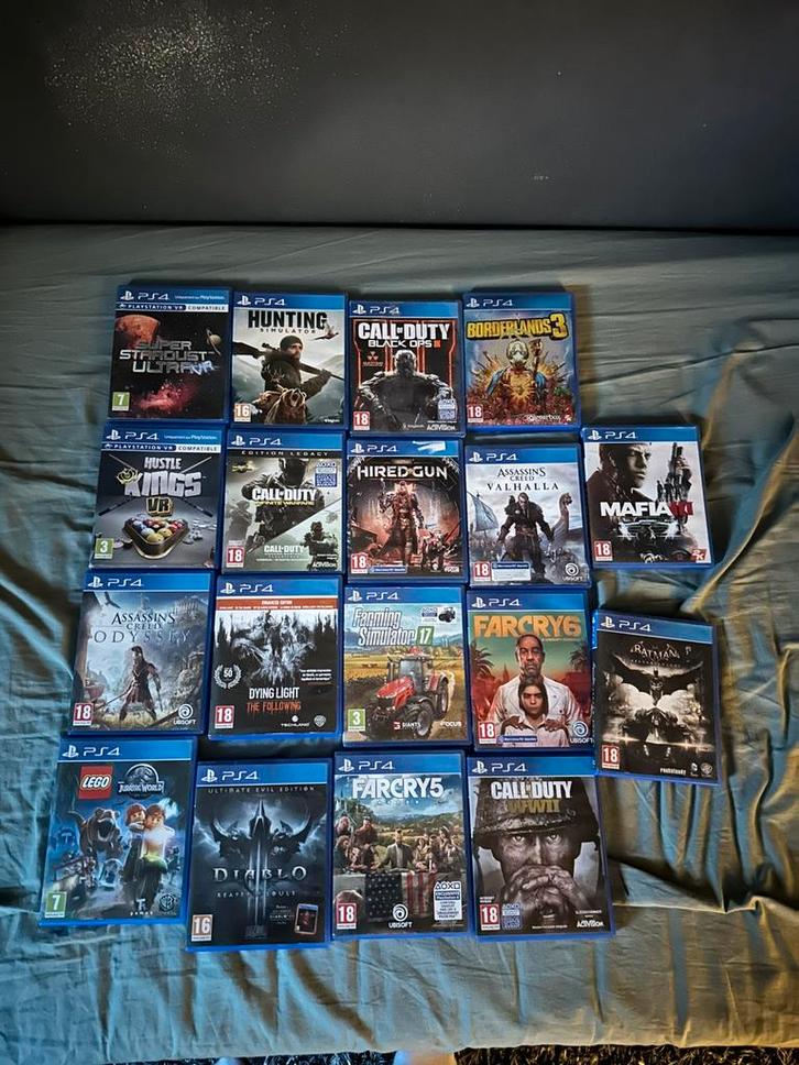 18 ps4 games, Spelcomputers en Games, Spelcomputers | Sony PlayStation 4, Zo goed als nieuw, Original, Met 1 controller, Ophalen of Verzenden