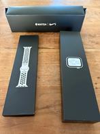 Apple Watch Series 4 44mm met oplader en bandje, Zwart, IOS, Ophalen of Verzenden, Waterdicht