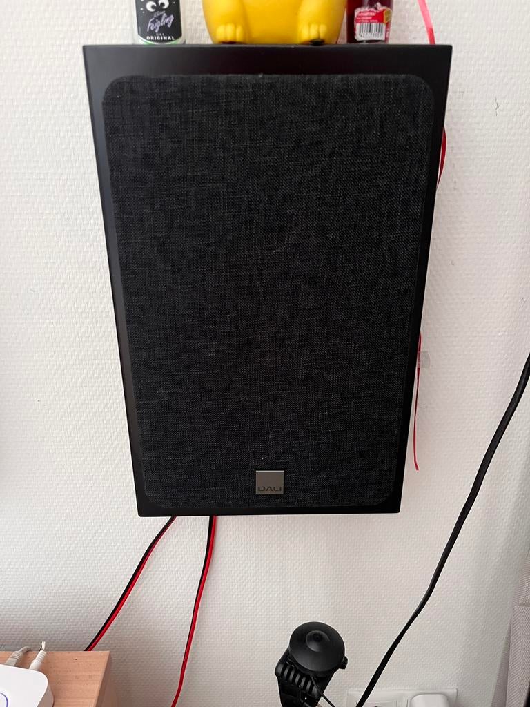 DALI OBERON ON-WALL, Audio, Tv en Foto, Luidsprekers, Zo goed als nieuw, 120 watt of meer, Front, Rear of Stereo speakers, Ophalen