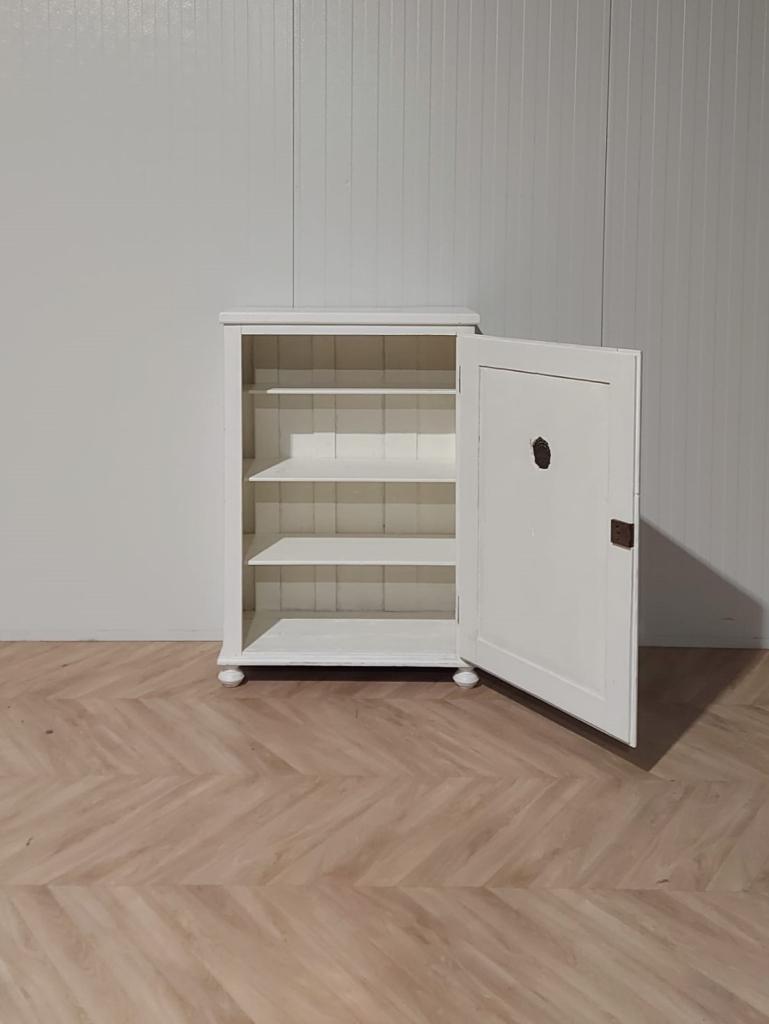 Landelijke klassieke kast, eendeurs, legkast, linnenkast, Ophalen of Verzenden