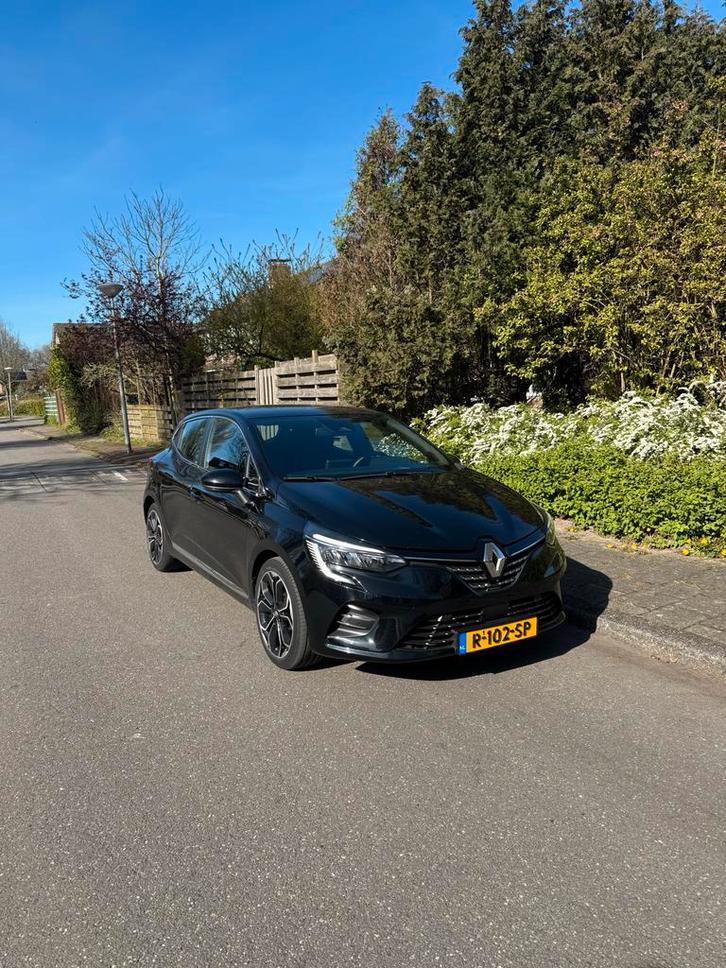 Renault Clio 1.6 E-tech Hybrid 140pk 2021 Zwart, Auto's, Renault, Particulier, Clio, ABS, Achteruitrijcamera, Airbags, Airconditioning