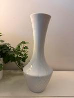Wit porseleinen vaas Bareuther, Antiek en Kunst, Antiek | Vazen, Ophalen of Verzenden