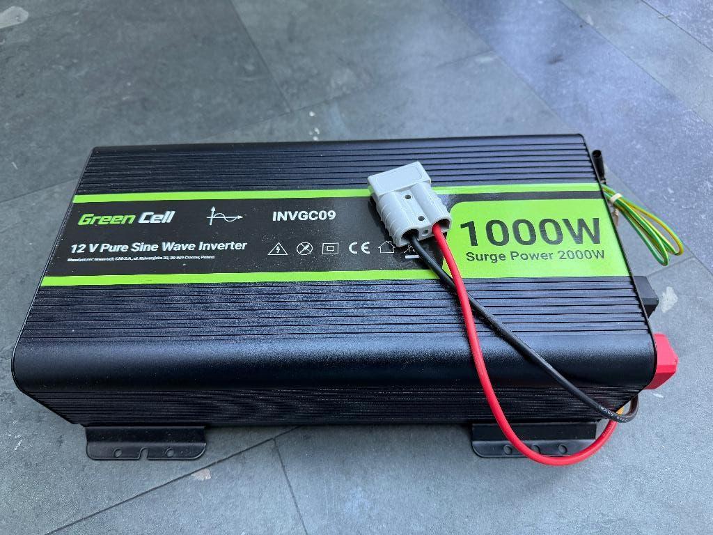 Bijna nieuwe GreenCell omvormer 12V 230V 1000W Zuivere Sinus, Ophalen of Verzenden, Zo goed als nieuw