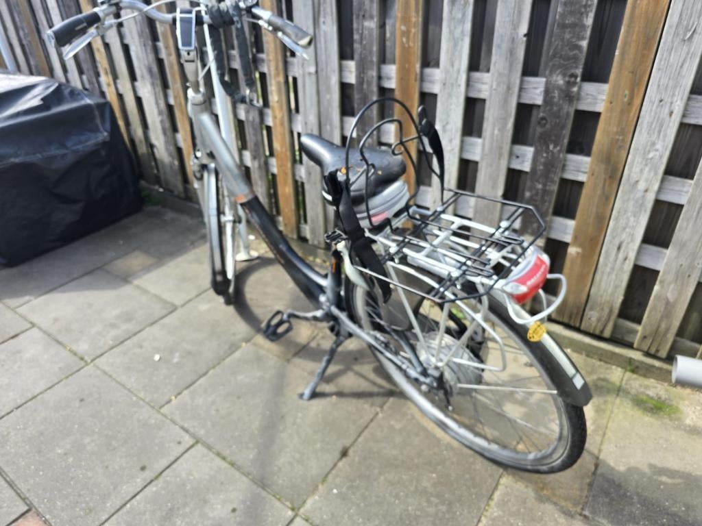 Batavus electrische fiets, Fietsen en Brommers, Fietsen | Tandems, 55 cm of meer, Ophalen, Gebruikt, Minder dan 10 versnellingen