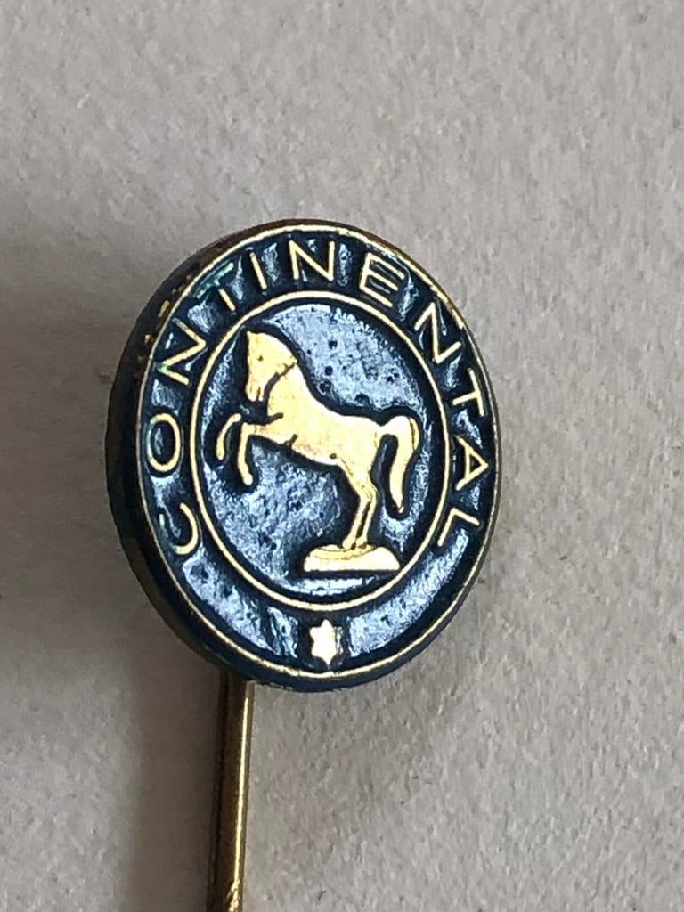 Oud speldje / pin #2 Continental (autobanden), Ophalen of Verzenden, Zo goed als nieuw, Overige onderwerpen