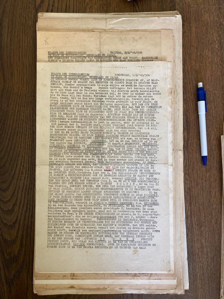 Historisch kranten: Etappe der Ineenstorting, Verzamelen, Ophalen of Verzenden, 1940 tot 1960, Nederland, Krant