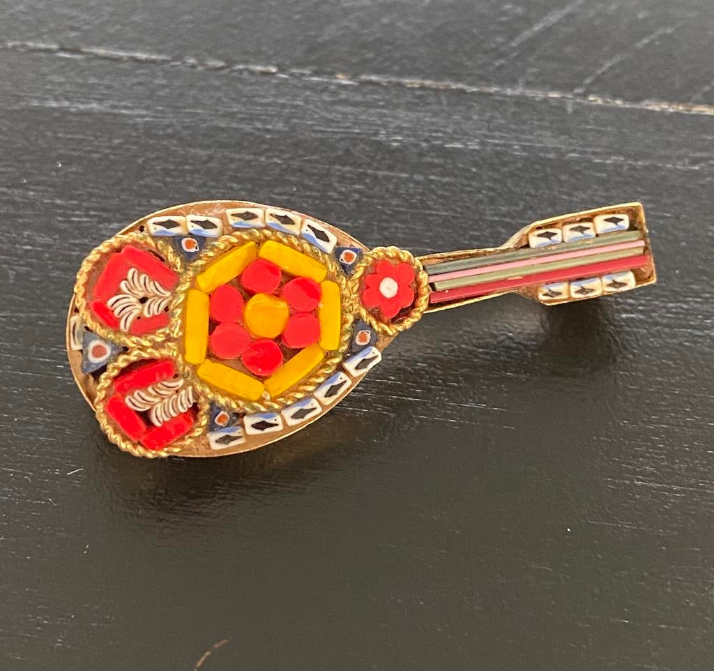 Vintage Italiaanse broche micro mozaïek mandoline, Ophalen of Verzenden, Zo goed als nieuw, Overige materialen