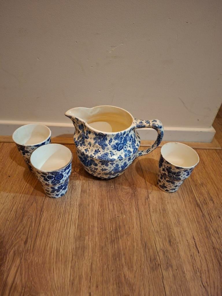 Kan met 3 mokken societe ceramique Maestricht serie Beatrix, Ophalen of Verzenden