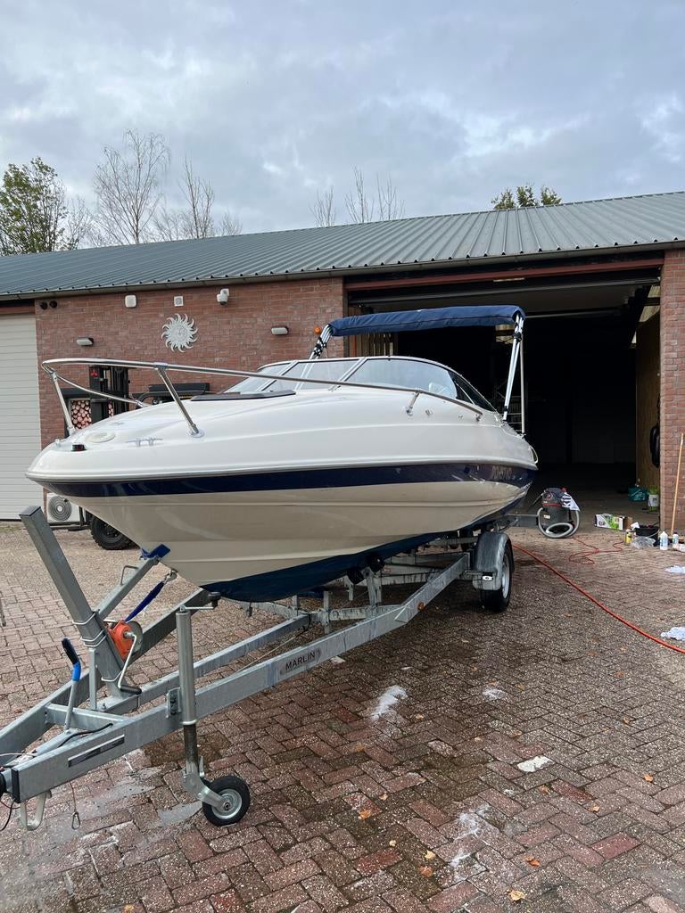 Bayliner 2052 LS Cuddy, Ophalen, Polyester, Benzine, 50 pk of meer