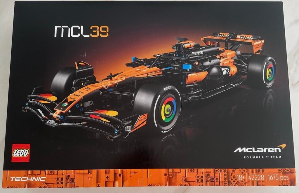 LEGO Technic McLaren MCL39 F1, Ophalen of Verzenden, Nieuw