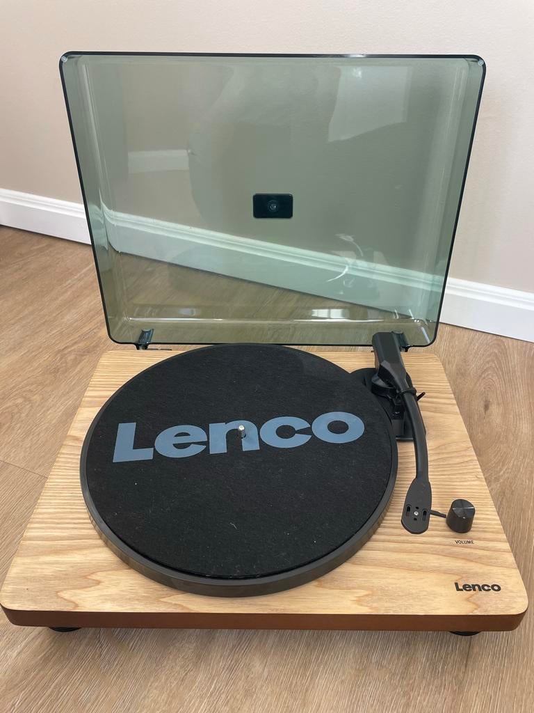 Lenco Platenspeler met Houten Afwerking en Stofkap, Ophalen of Verzenden, Zo goed als nieuw, Platenspeler, Overige merken