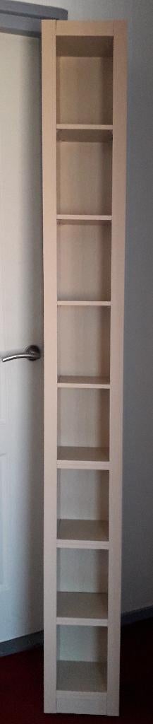 2 hoge CD / DVD kasten, Ophalen, 150 discs of meer, Zo goed als nieuw, Hout