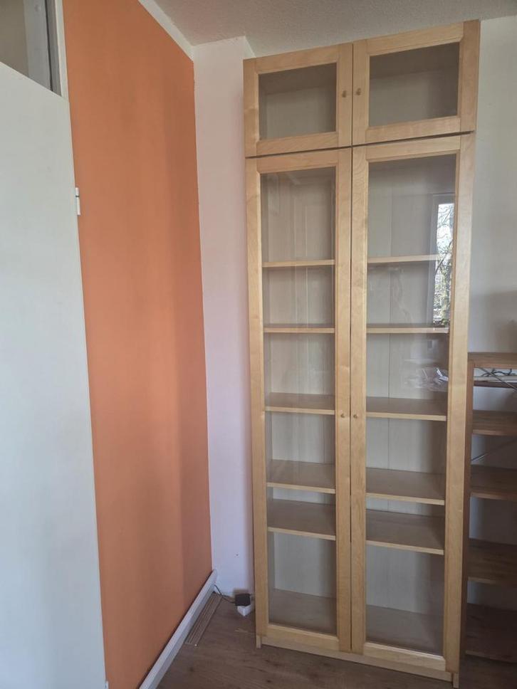 IKEA vitrinekast, Huis en Inrichting, Kasten | Vitrinekasten, Zo goed als nieuw, 200 cm of meer, 50 tot 100 cm, 25 tot 50 cm, Met deur(en)