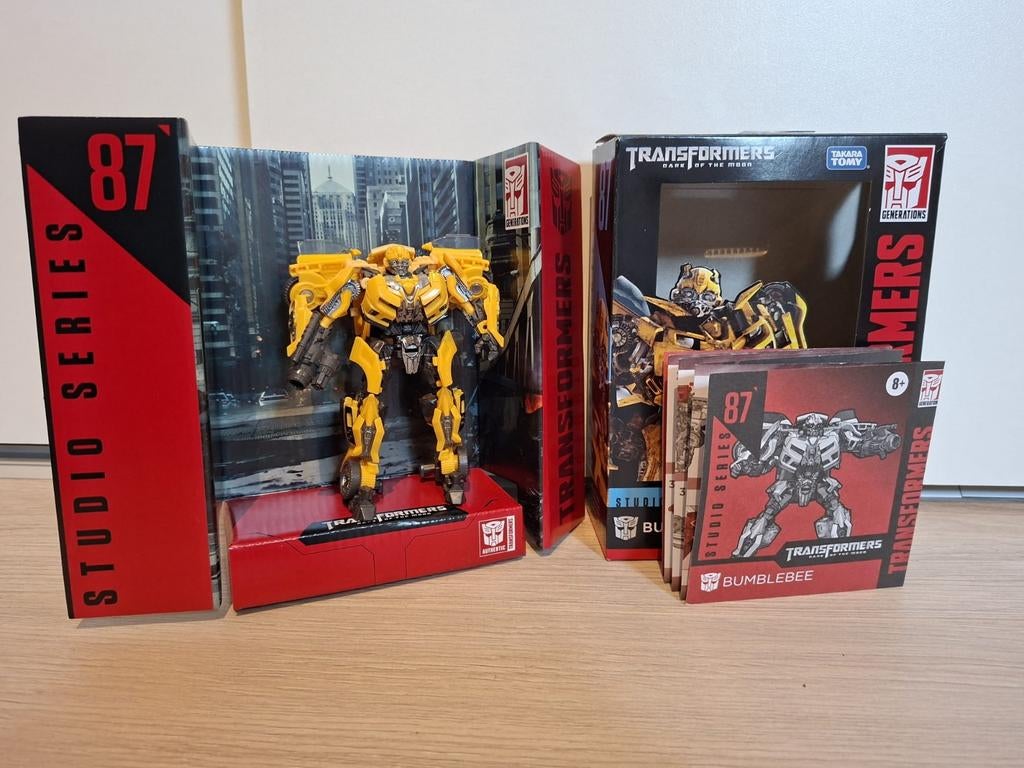 Transformers Studio Series 87 Bumblebee, Verzamelen, Transformers, Ophalen of Verzenden