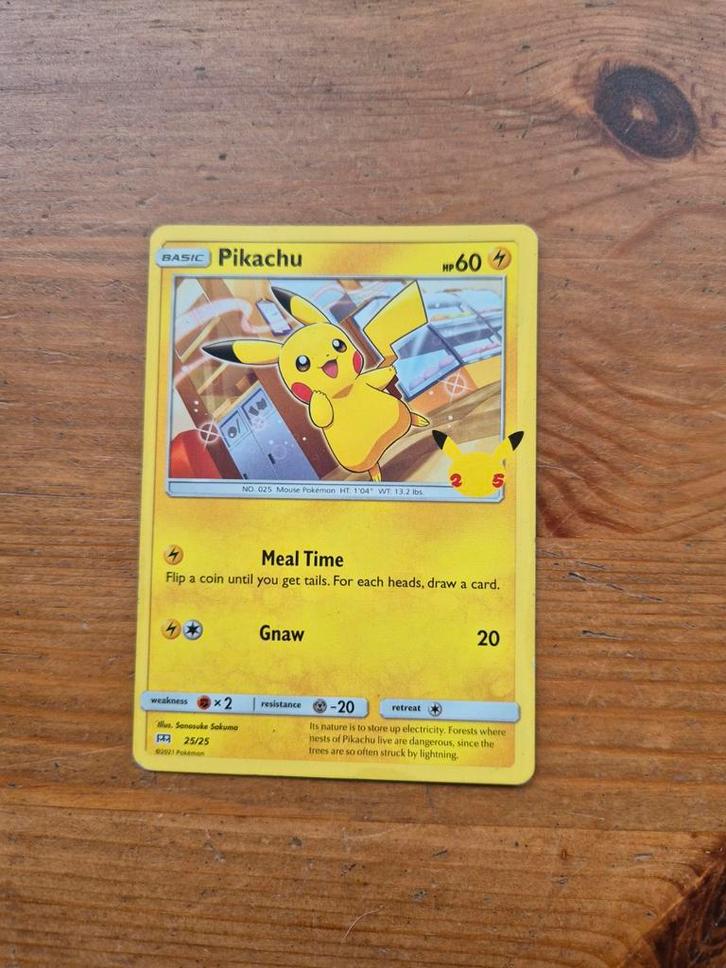 Pokemon kaart Pikachu mcdonalds, Hobby en Vrije tijd, Verzamelkaartspellen | Pokémon, Ophalen of Verzenden