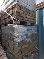 Oude gebakken dikformaat op pallets 35m2, Ophalen, Gebruikt, Keramiek, Klinkers