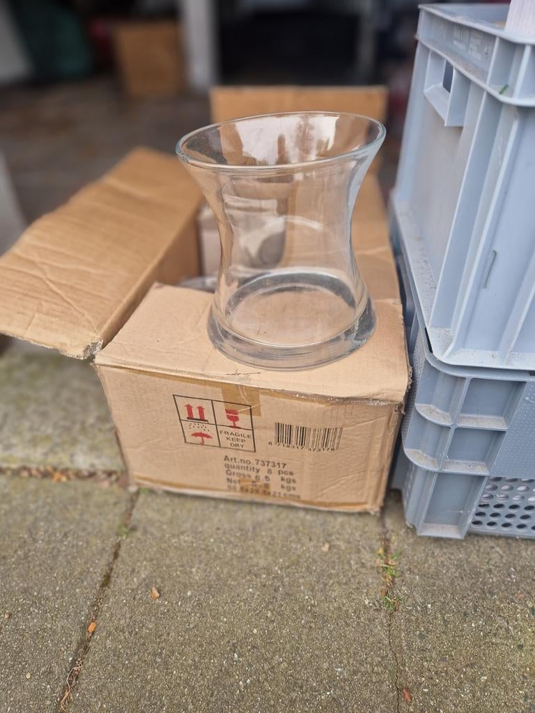 Glazen tulpen vaas, Overige kleuren, Ophalen of Verzenden, Minder dan 50 cm, Glas