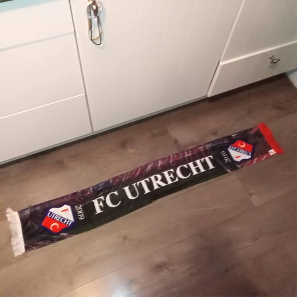 Fc Utrecht sjaal 2009/2010, Ophalen, Gebruikt, F.C. Utrecht, Vaantje of Sjaal