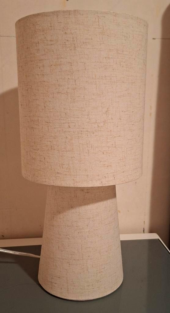 Crème schemerlampje met stoffen kap, Huis en Inrichting, Lampen | Tafellampen, Gebruikt, Minder dan 50 cm, Stof, Ophalen of Verzenden