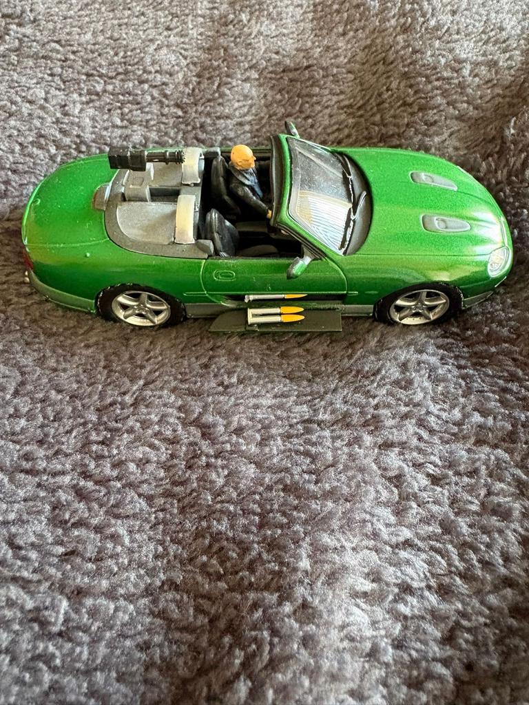 Zeldzame Jaguar XKR uit de James Bond film 'Die Another Day, Gebruikt, Auto, Groter dan 1:32, Ophalen