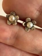 S244/ prachtige Zilveren Parel Bloem oorknopjes, Gebruikt, Verzenden, X, Zilver