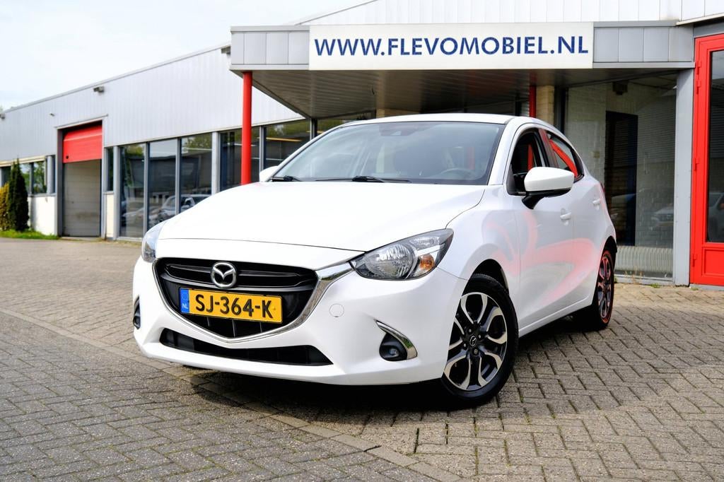 Mazda 2 1.5 Skyactiv-G Dynamic+ 5-drs *63.755km!* Navi|Airco, Voorwielaandrijving, Gebruikt, 4 cilinders, Wit