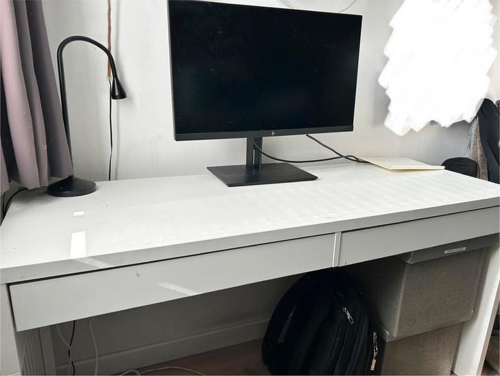 IKEA Micke Bureau - Wit met lades, Huis en Inrichting, Bureaus, Gebruikt, Bureau, Ophalen