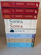 9x Trudy Canavan - 3x complete series, Boeken, Ophalen of Verzenden, Gelezen