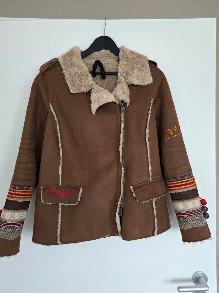 Desigual beige jas met kleuren, gevoerd, maat M, Kleding | Dames, Jassen | Winter, Ophalen of Verzenden