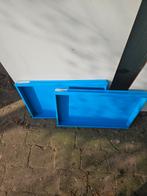 2 blauwe van keulen metalen bodemlades voor broedkooien, Ophalen of Verzenden, Zo goed als nieuw, Hout, Broedkooi of Kweekkooi