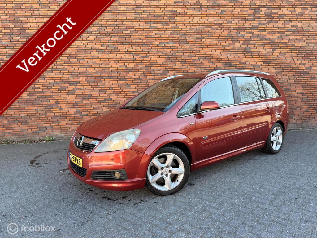 Opel Zafira 2.2 Executive APK cruise trekhaak airco, Auto's, Voorwielaandrijving, Gebruikt, 4 cilinders, 150 pk