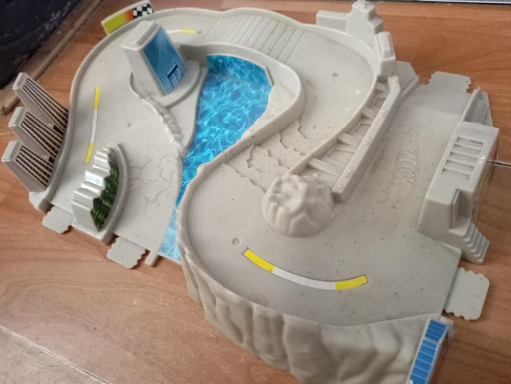 Hotwheels city baantje, Ophalen