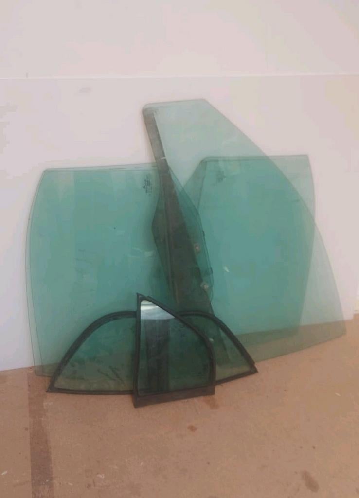 Raam portierraam deurraam Mitsubishi Carisma, Ophalen of Verzenden