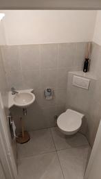 Hangend wc pot creme kleurig met Geberit Sigma 01 drukknop, Ophalen, Toilet