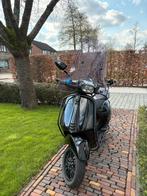 Vespa sprint 2021 snorfiets, Fietsen en Brommers, Scooters | Vespa, Ophalen, Gebruikt, Vespa S, Benzine