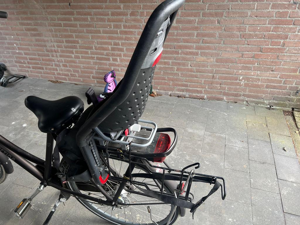 Yepp fietsachterzitje + bevestiging, Achterzitje, Ophalen, 15 t/m 25 kg, Gebruikt