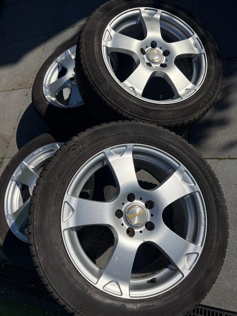 Mercedes Vito velgen met winterbanden, Auto-onderdelen, Banden en Velgen, Ophalen, Banden en Velgen, 17 inch, Winterbanden