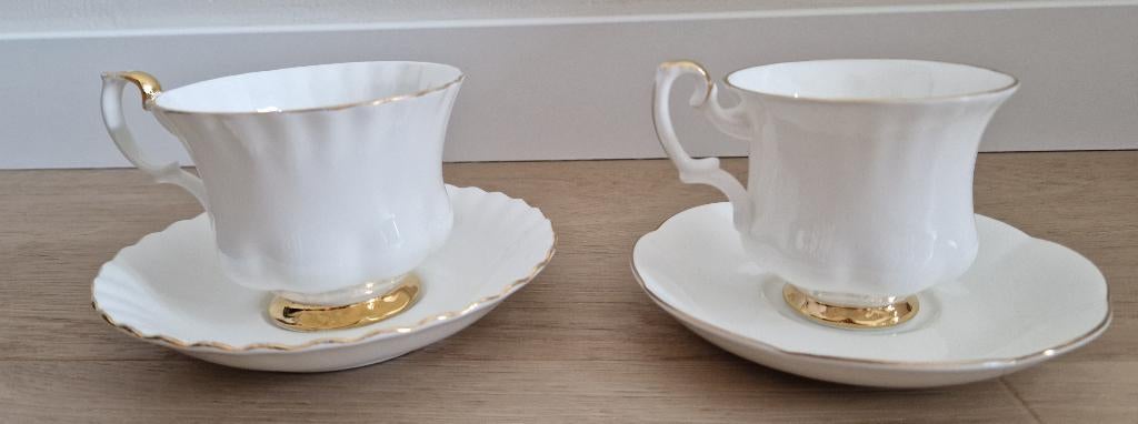 Royal Albert Bone China England Val'Dor, Antiek en Kunst, Ophalen of Verzenden