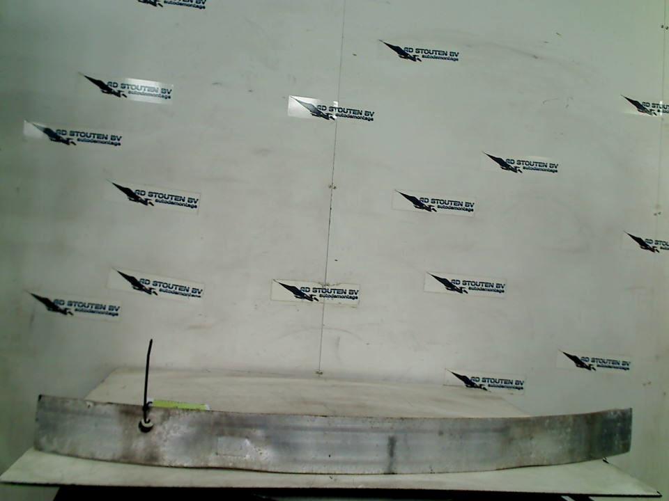 Bumperbalk Voor Mercedes-Benz B (W245) (2005-03/2011-11), Gebruikt, Mercedes-Benz AG, Mercedes-Benz, Mercedesstraße 120, Stuttgart 70372, , Duitsland