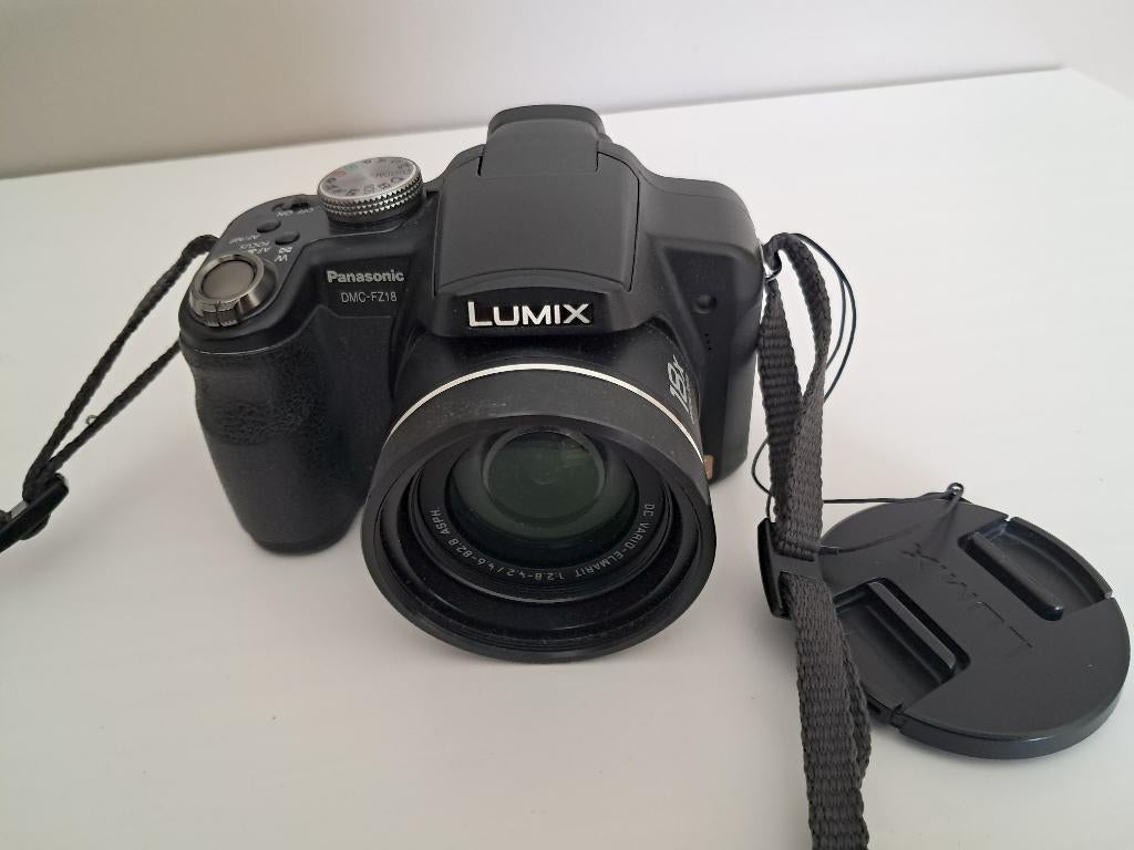 Panasonic Lumix FZ18 digitale foto camera met tas, Gebruikt, Compact, Ophalen of Verzenden, Overige Merken