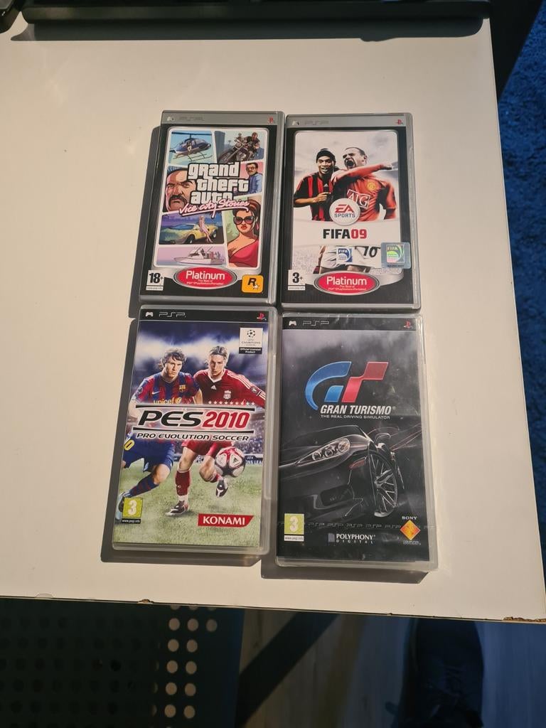 PSP games: GTA, FIFA 09, PES 2010, Gran Turismo, 1 speler, Ophalen of Verzenden, Zo goed als nieuw, Vanaf 3 jaar