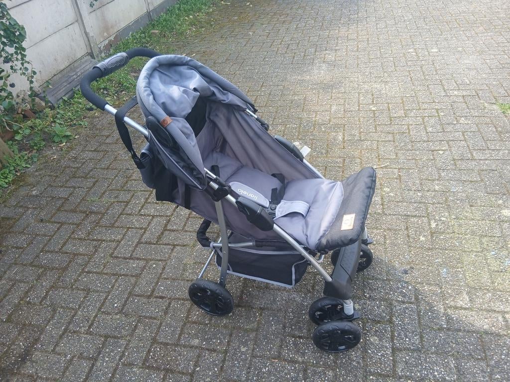 Kinderwagen tot 15kg, Kinderen en Baby's, Buggy's, Ophalen, Zo goed als nieuw, Overige merken, Verstelbare rugleuning