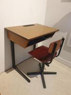 Vintage kinder bureautje met stoel, gratis, Ophalen, Gebruikt, Tafel(s) en Stoel(en)