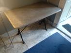 Marmeren tafel met gietijzeren onderstel, Ophalen