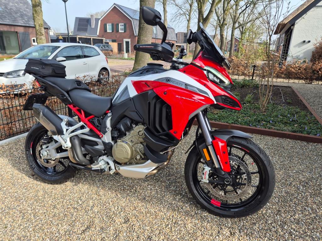 MULTISTRADA V4S  2022 RADAR-TRAVEL, Motoren, Motoren | Ducati, Handvatverwarming, 4 cilinders, Particulier, Meer dan 35 kW