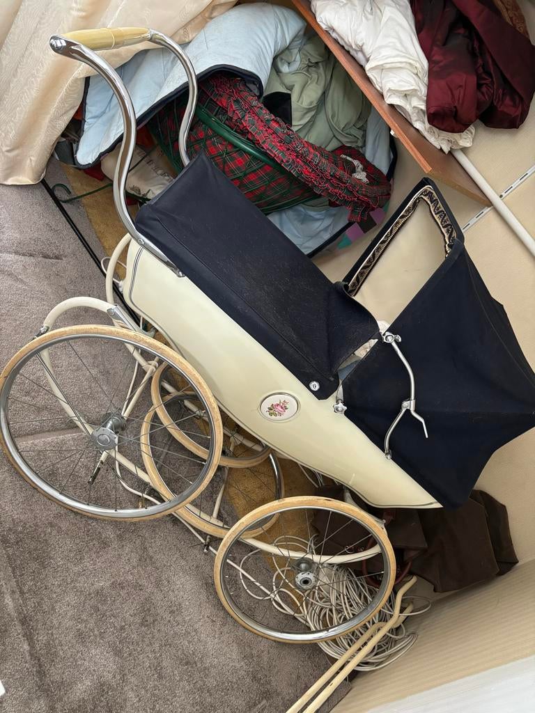 Vintage SilverCross kinderwagen, Gebruikt, Luchtbanden, Ophalen of Verzenden, Kinderwagen