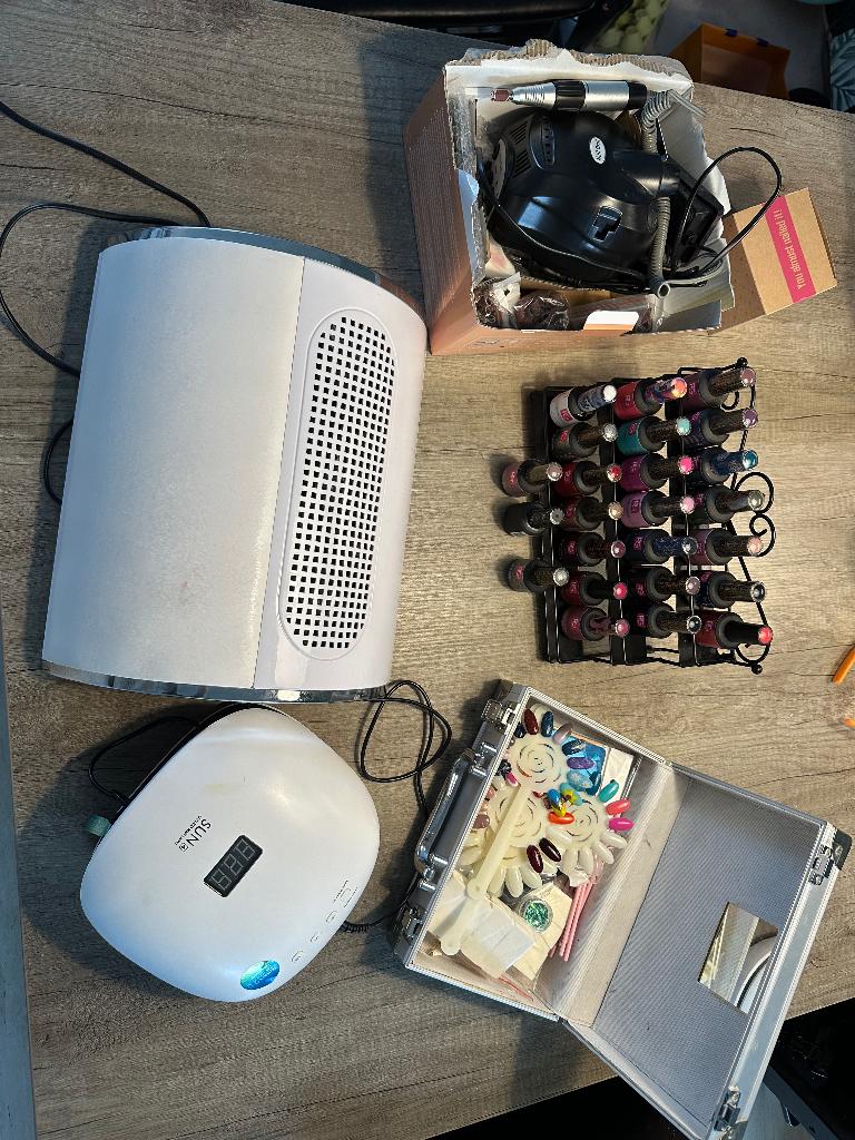 Gellak set (pink gellac nagellak/ lamp/vijl/nailart/afzuiger, Sieraden, Tassen en Uiterlijk, Uiterlijk | Cosmetica en Make-up